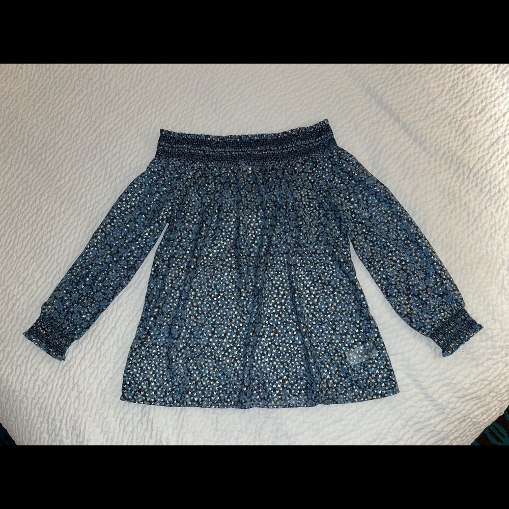 Michael Kors Long Sleeve/ Off-Shoulder Blouse